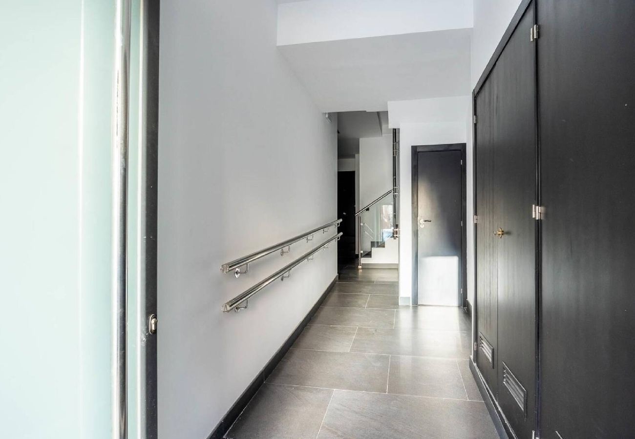Apartamento en Sevilla - Nervion Suites 1