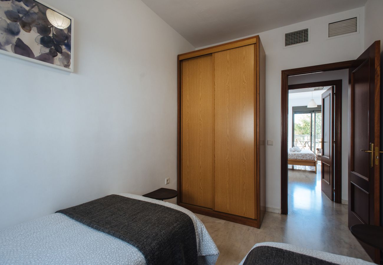Apartamento en Sevilla - Apartamento Mairena. Piscina y parking privado.