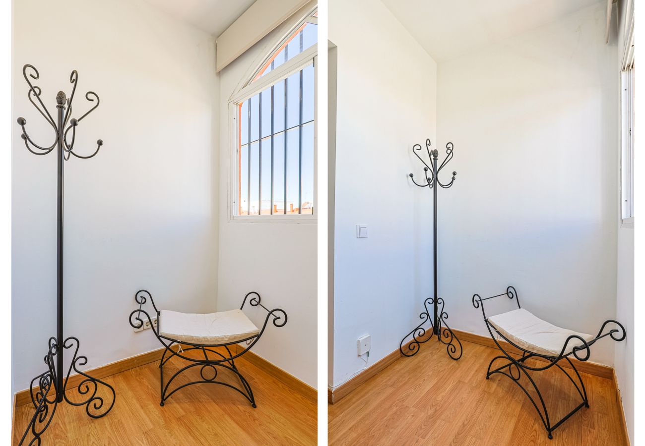 Casa en Mairena Del Aljarafe - Casa Los Patios Mairena · 6 Pax · 2 Baños · AC