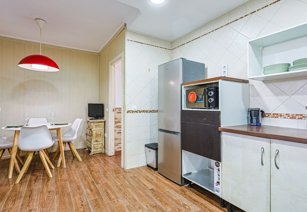 Casa en Mairena Del Aljarafe - Casa Los Patios Mairena · 6 Pax · 2 Baños · AC
