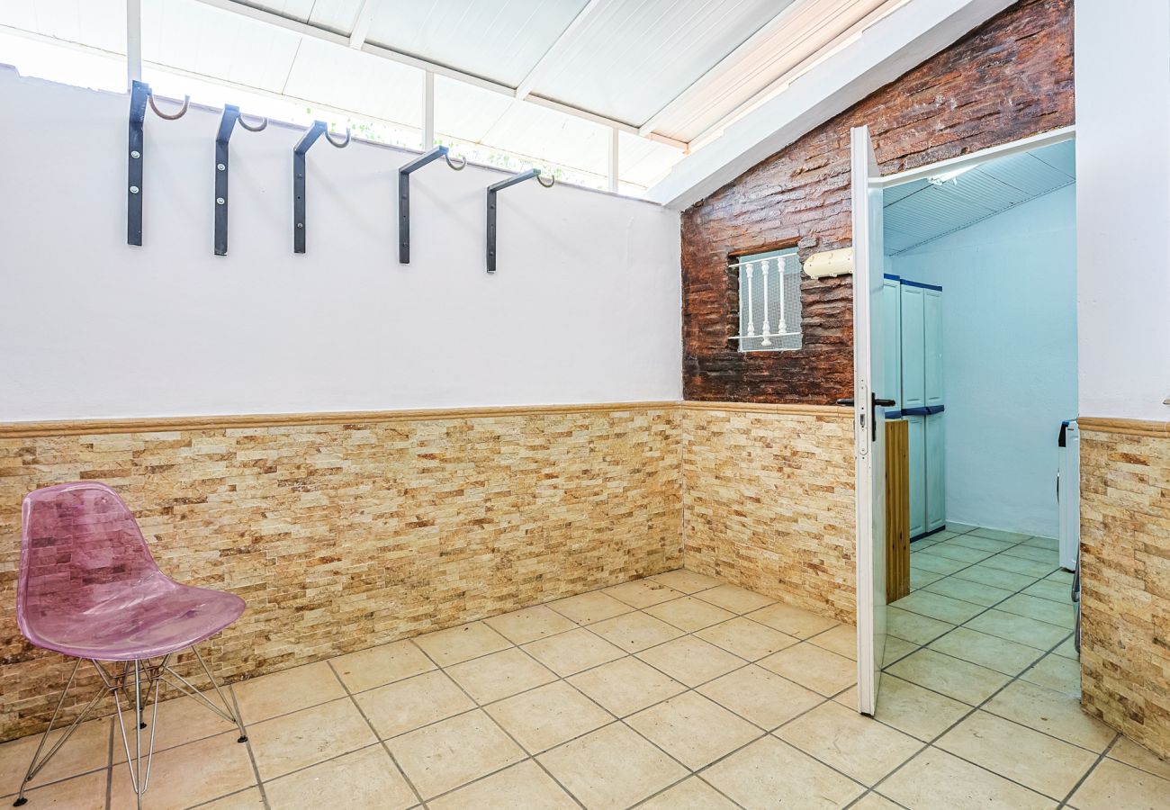 Casa en Mairena Del Aljarafe - Casa Los Patios Mairena · 6 Pax · 2 Baños · AC