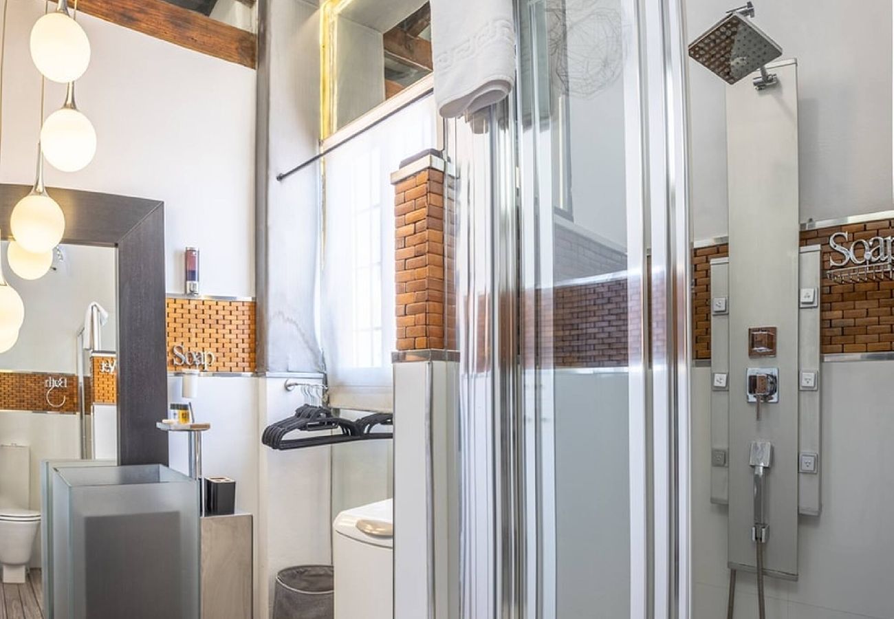 Apartment in Seville - Estudio Feria - ubicacion inmejorable