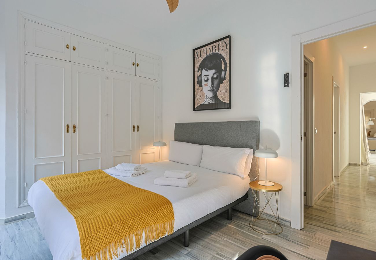 Apartment in Seville - Apartamento Peral - Vacacional Sevilla