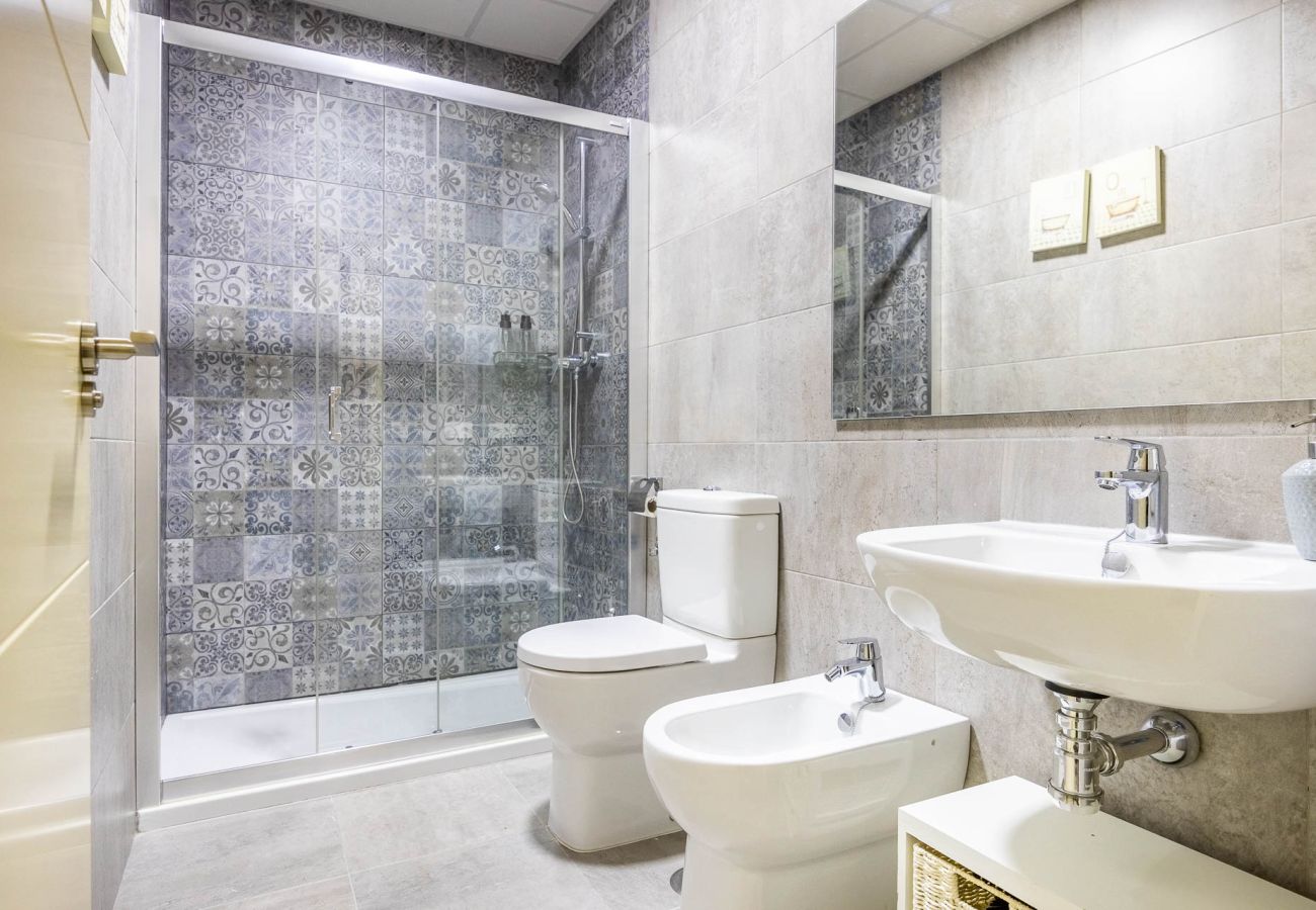 Apartment in Seville - Apartamento Hercules - Vacacional Sevilla