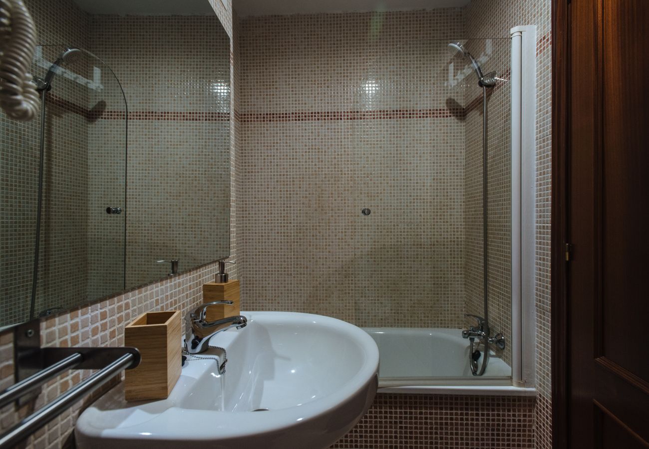 Apartment in Seville - Apartamento Mairena. Piscina y parking privado.