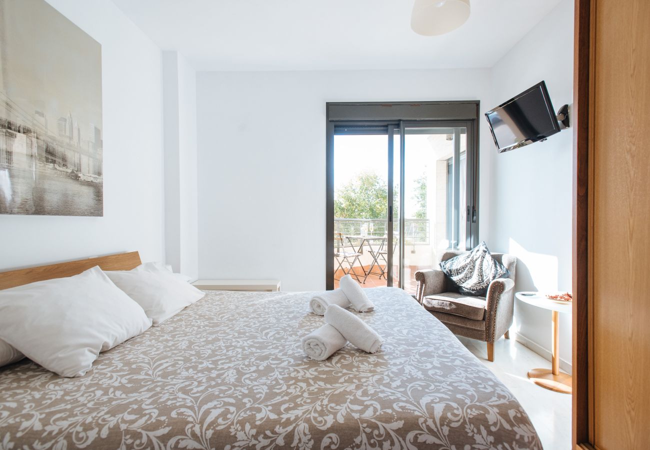 Apartment in Seville - Apartamento Mairena. Piscina y parking privado.