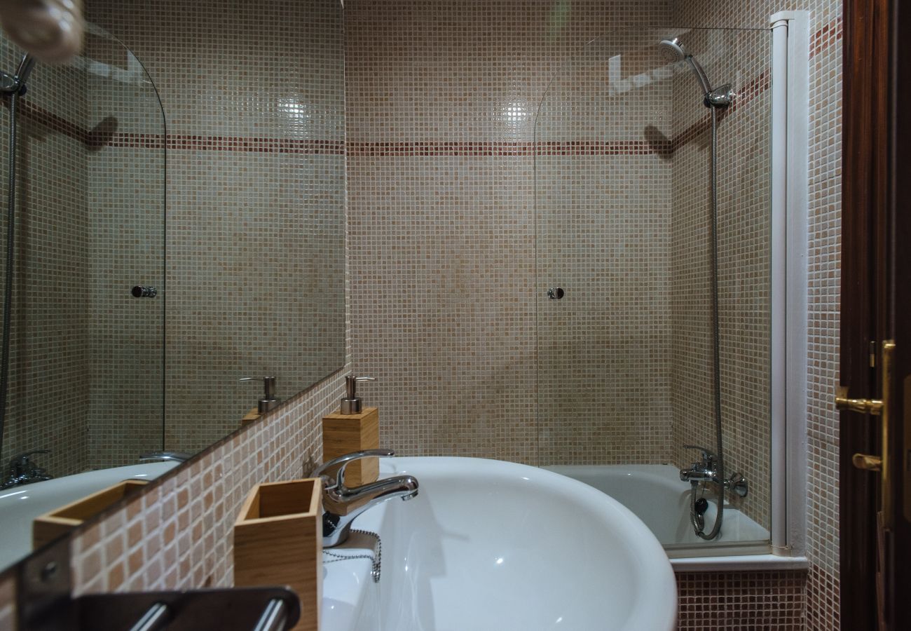 Apartment in Seville - Apartamento Mairena. Piscina y parking privado.