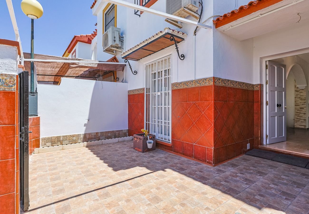 House in Mairena Del Aljarafe - Casa Los Patios Mairena · 6 Pax · 2 Baños · AC