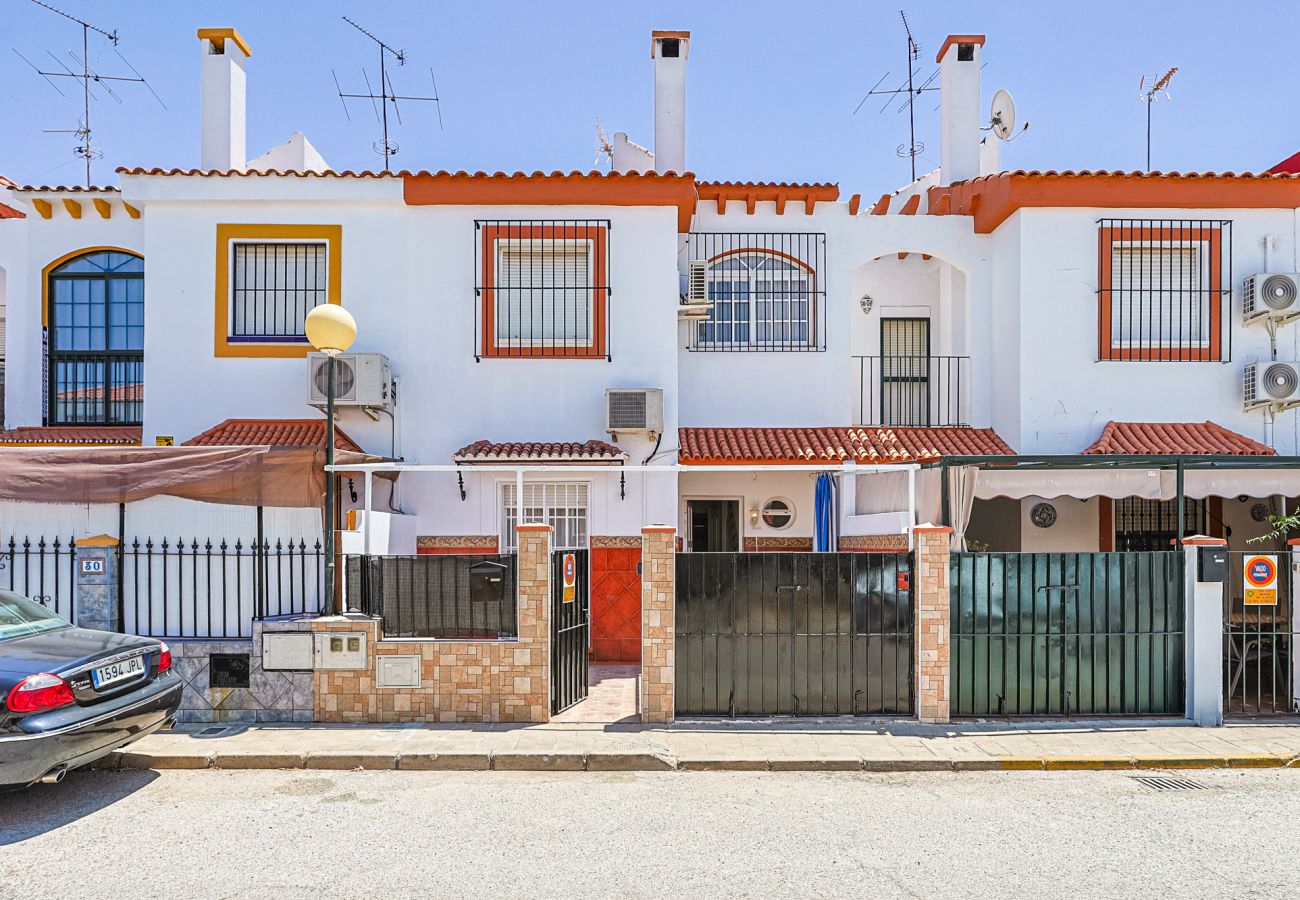 House in Mairena Del Aljarafe - Casa Los Patios Mairena · 6 Pax · 2 Baños · AC