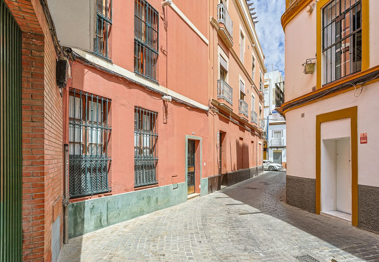 Apartment in Seville - Amplio Apartamento Altozano con Aire Acondicionado