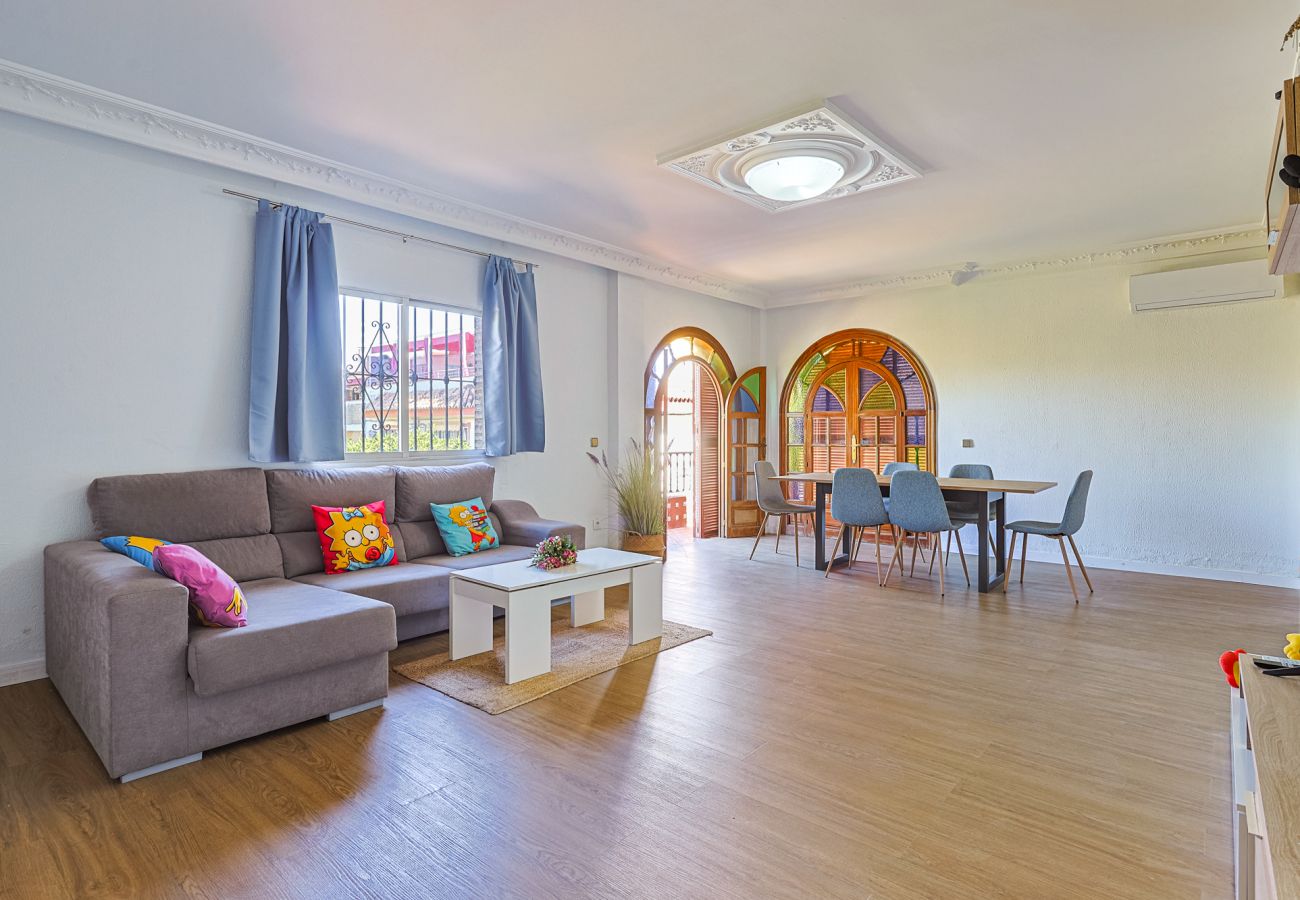 Apartment in Mairena Del Aljarafe - Simpsons Mairena - Vacacional Sevilla